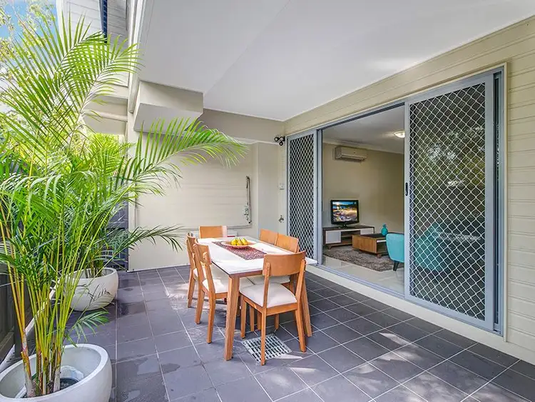 Second view of Homely unit listing, 2/11 Cottenham Street, Fairfield QLD 4103