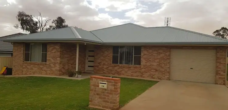 14 Basil Avenue, Parkes NSW 2870