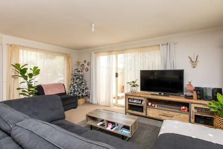 Second view of Homely house listing, 15 Lisa Court, Mildura VIC 3500