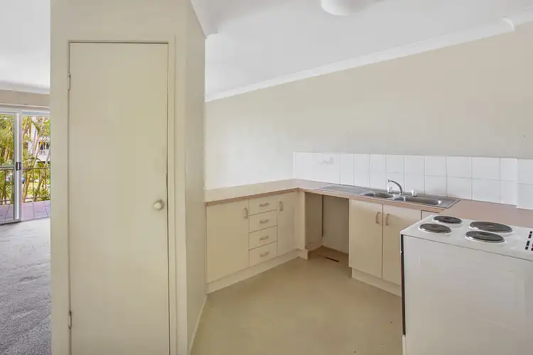 Fifth view of Homely unit listing, 6/126-128 Broadwater Avenue, Maroochydore QLD 4558