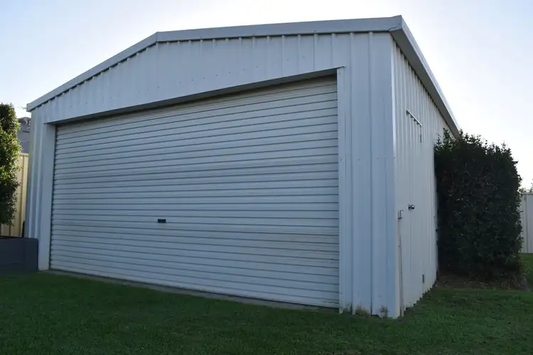 Fifth view of Homely house listing, 15 Morgan Place, Emerald QLD 4720