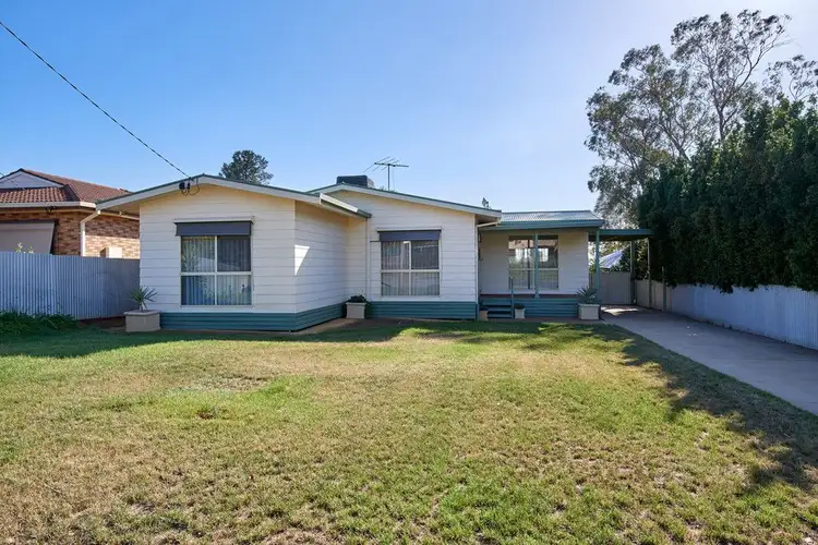 75 Bruce Street, Coolamon NSW 2701