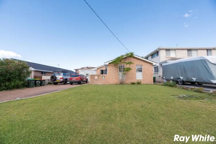 Main view of Homely house listing, 32 Lakeview Crescent, Forster NSW 2428