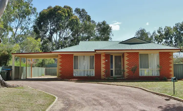 30 Scullys Lane, Heathcote VIC 3523