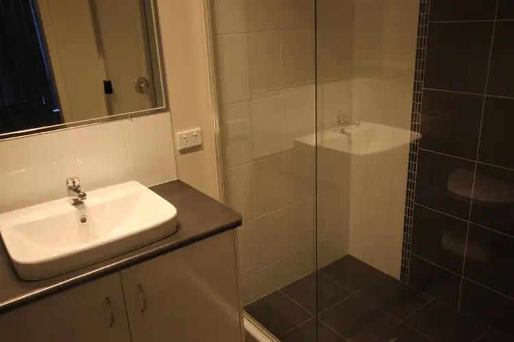 Fifth view of Homely house listing, 1/62 Gosden Drive, Dalby QLD 4405