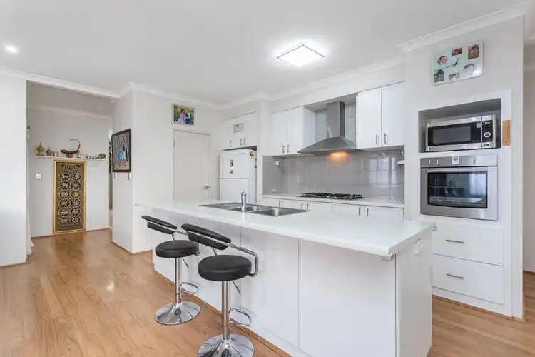 3 Tattler Way, Bennett Springs WA 6063