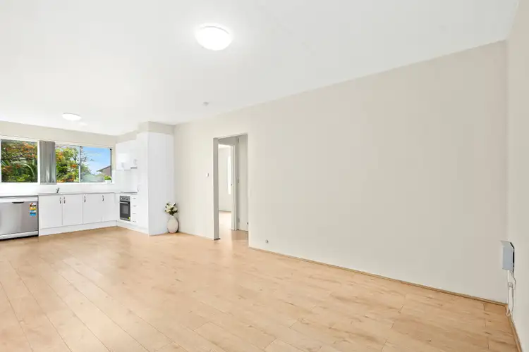 Third view of Homely unit listing, 8/15 Robinson Street, Wollongong NSW 2500