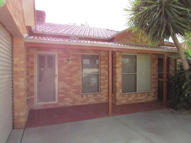 211 High Street