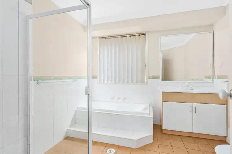 Sixth view of Homely house listing, 10 Munduran Close, Albion Park NSW 2527