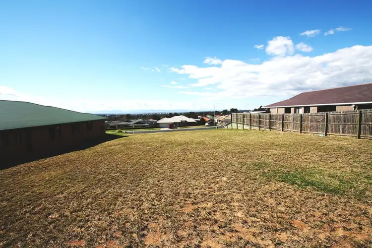 23 Capital Drive, Rosenthal Heights QLD 4370