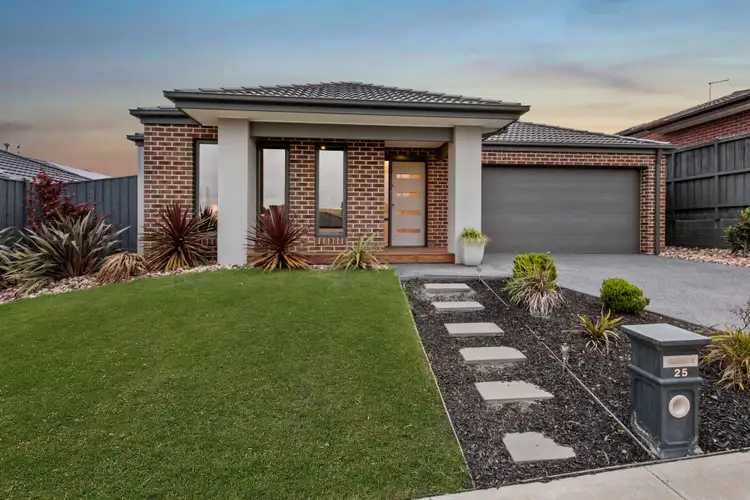 Main view of Homely house listing, 25 Mountford Rise, Pakenham VIC 3810