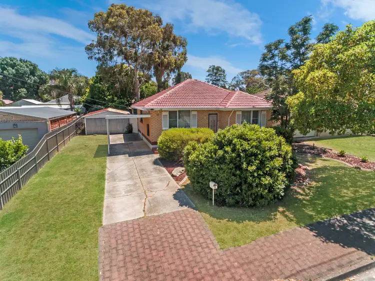 8 Carnarvon Avenue, Redwood Park SA 5097