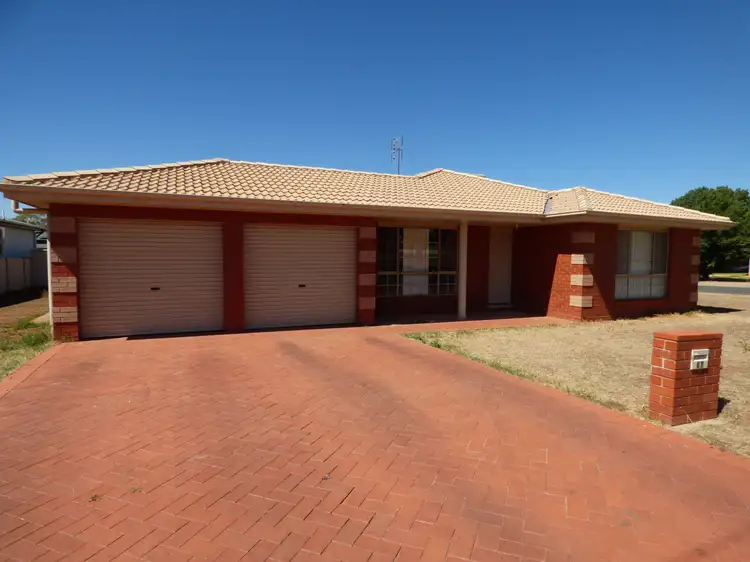 67 Quarry Road, Forbes NSW 2871