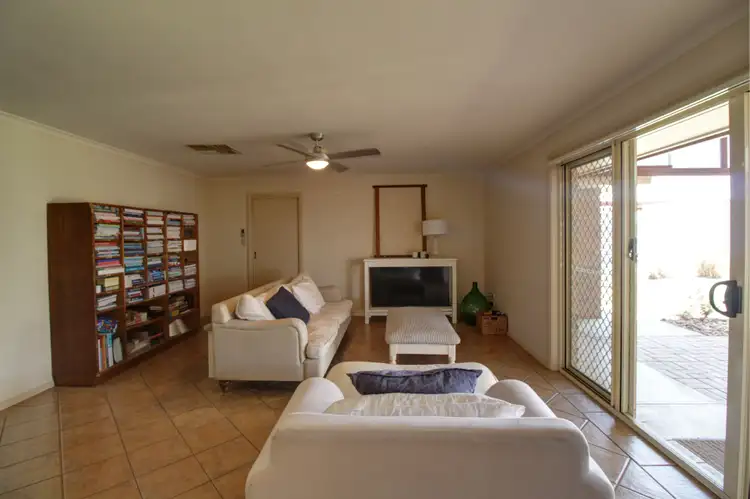 Fifth view of Homely house listing, 10 Huckstepp Court, Berri SA 5343