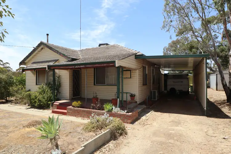 22 Groser Street, Brookton WA 6306