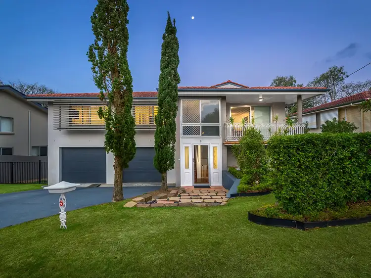 5 Widmark Street, Stafford Heights QLD 4053