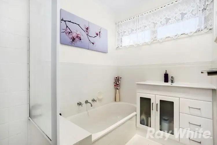 Fifth view of Homely unit listing, 1/280 Lawrence Road, Mount Waverley VIC 3149