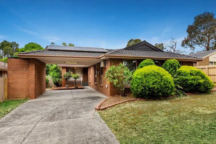 16 Benwerrin Drive, Wantirna VIC 3152