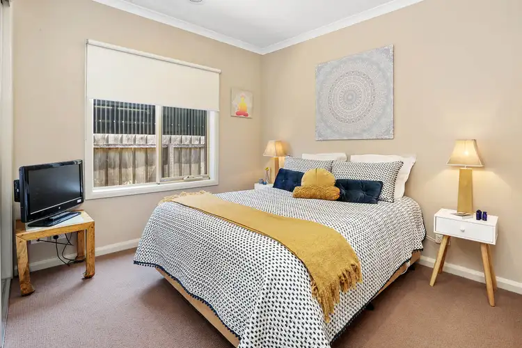 Sixth view of Homely house listing, 2/20 Station Lake Road, Lara VIC 3212