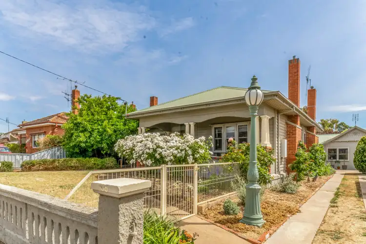 105 St Aidans Road, Kennington VIC 3550