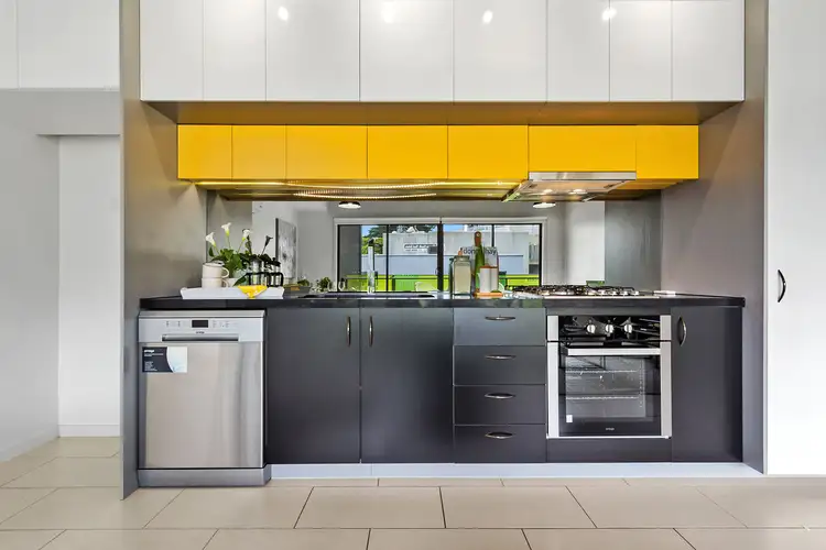 Fifth view of Homely apartment listing, 102/18 Whitehorse Road, Blackburn VIC 3130