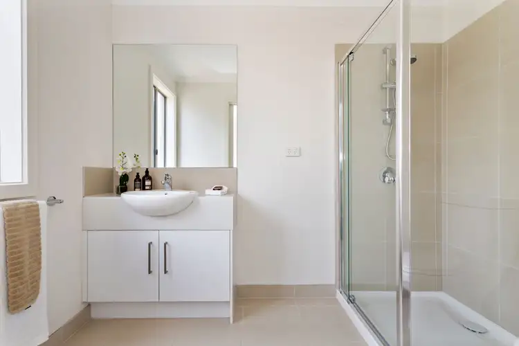 Third view of Homely unit listing, 2/29 Pennell Avenue, St Albans VIC 3021