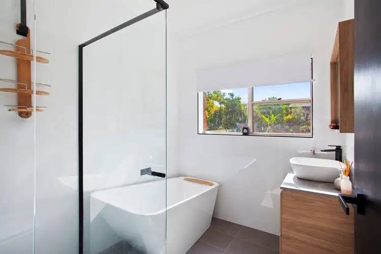 Sixth view of Homely house listing, 40 Sabrina Avenue, Bateau Bay NSW 2261