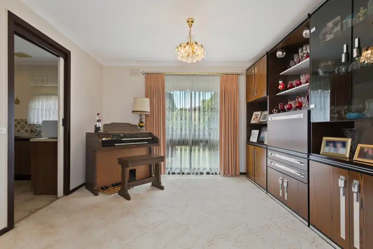 Fifth view of Homely house listing, 3 Grantley Drive, Gladstone Park VIC 3043