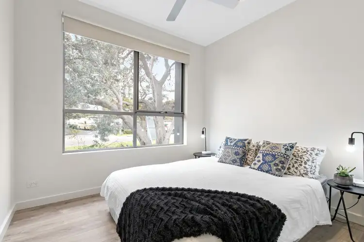 Sixth view of Homely unit listing, 1/18 Leon Avenue, Rosebud VIC 3939