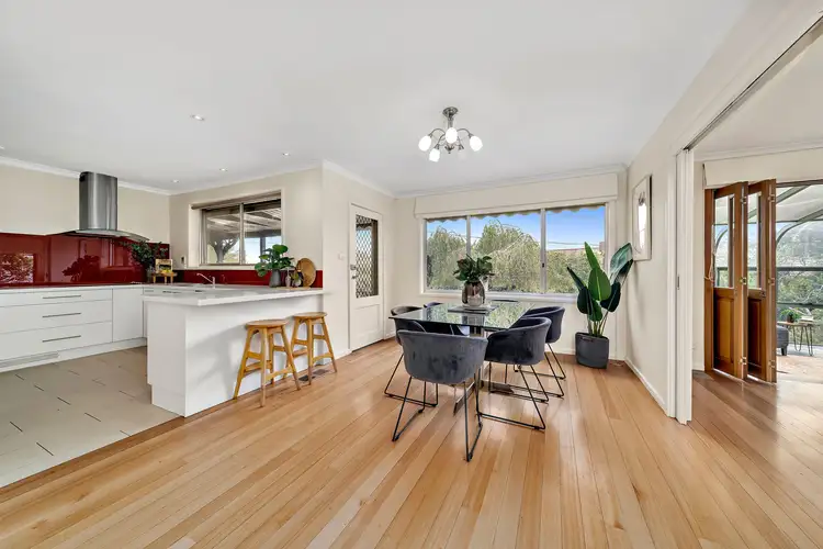 14 Curlewis Crescent, Garran ACT 2605