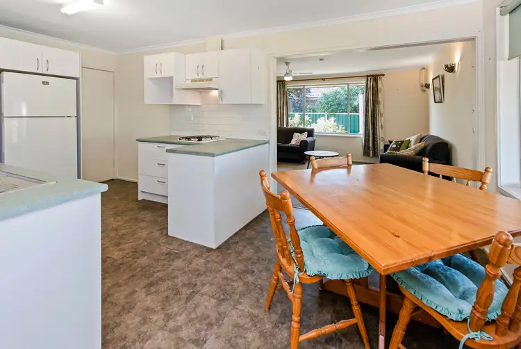 Third view of Homely house listing, 5 Orana Place, Epping VIC 3076
