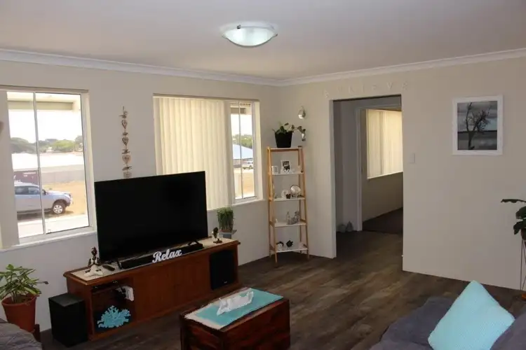 Seventh view of Homely house listing, 29 Premier Circle, Dongara WA 6525