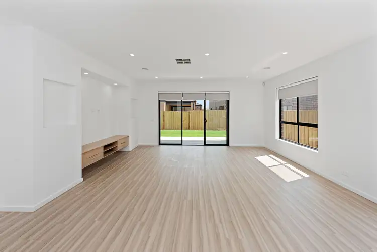 Sixth view of Homely house listing, 16 Weymouth Circuit, Donnybrook VIC 3064