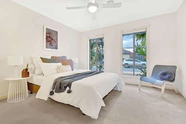 Fifth view of Homely house listing, 4 Elmwood Place, Craigieburn VIC 3064