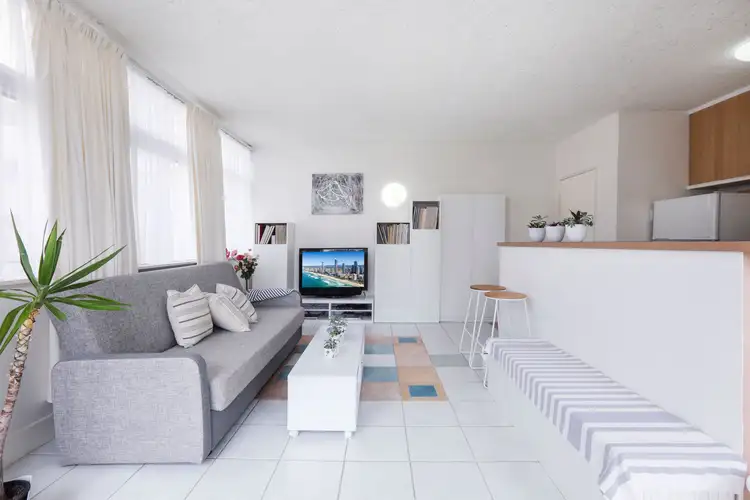 2B/34 Hanlan Street, Surfers Paradise QLD 4217