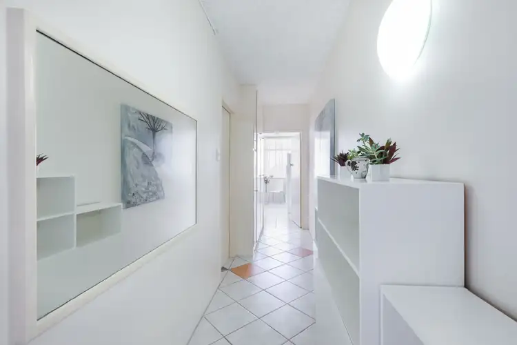 Second view of Homely unit listing, 2B/34 Hanlan Street, Surfers Paradise QLD 4217