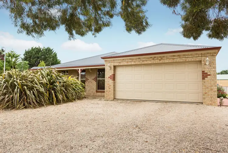 Sixth view of Homely house listing, 8 Clover Court, Romsey VIC 3434