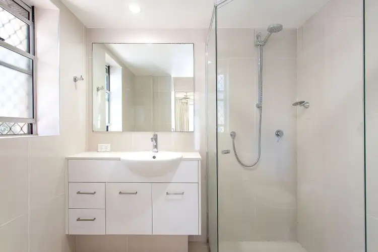 Fifth view of Homely apartment listing, 71 'Diamond Beach' 10-16 Alexandra Avenue, Mermaid Beach QLD 4218