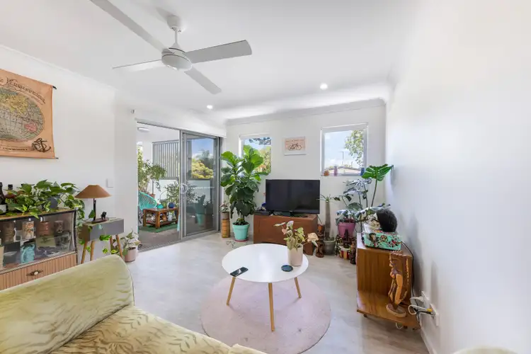 Fifth view of Homely unit listing, 4/9 Gilbert Street, Maroochydore QLD 4558