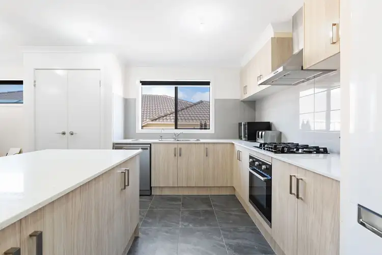 Fifth view of Homely house listing, 20 Beckview Crescent, Sunbury VIC 3429