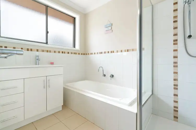 Sixth view of Homely house listing, 4 Hampden Avenue, Frankston VIC 3199