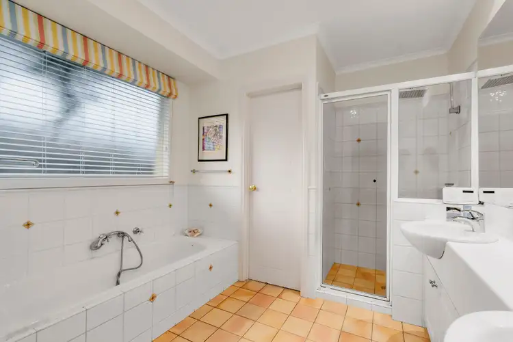Fifth view of Homely townhouse listing, 1/37 Hinkler Road, Glen Waverley VIC 3150