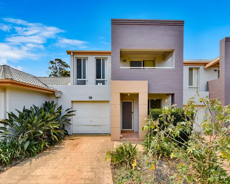 Main view of Homely house listing, 8/72 Parliament Road, Macquarie Fields NSW 2564