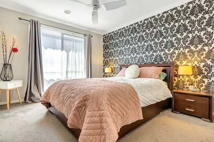 Fourth view of Homely house listing, 7 Miniata Way, Manor Lakes VIC 3024