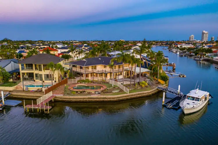 113 Pebble Beach Drive, Runaway Bay QLD 4216