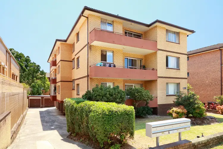 7/30 Gloucester Road, Hurstville NSW 2220
