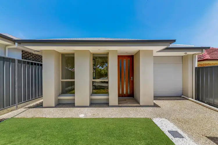 5&5A Jolly Avenue, Northfield SA 5085