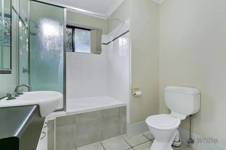 Fourth view of Homely villa listing, 9/25 Buckingham Place, Eight Mile Plains QLD 4113