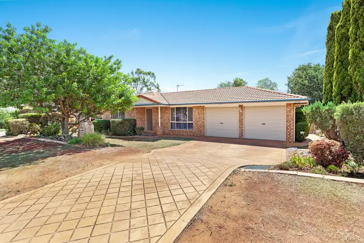 27 Strathconan Drive, Glenvale QLD 4350