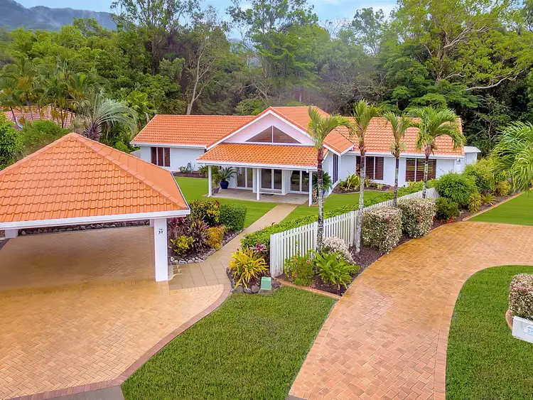 37 Stream Avenue, Kewarra Beach QLD 4879